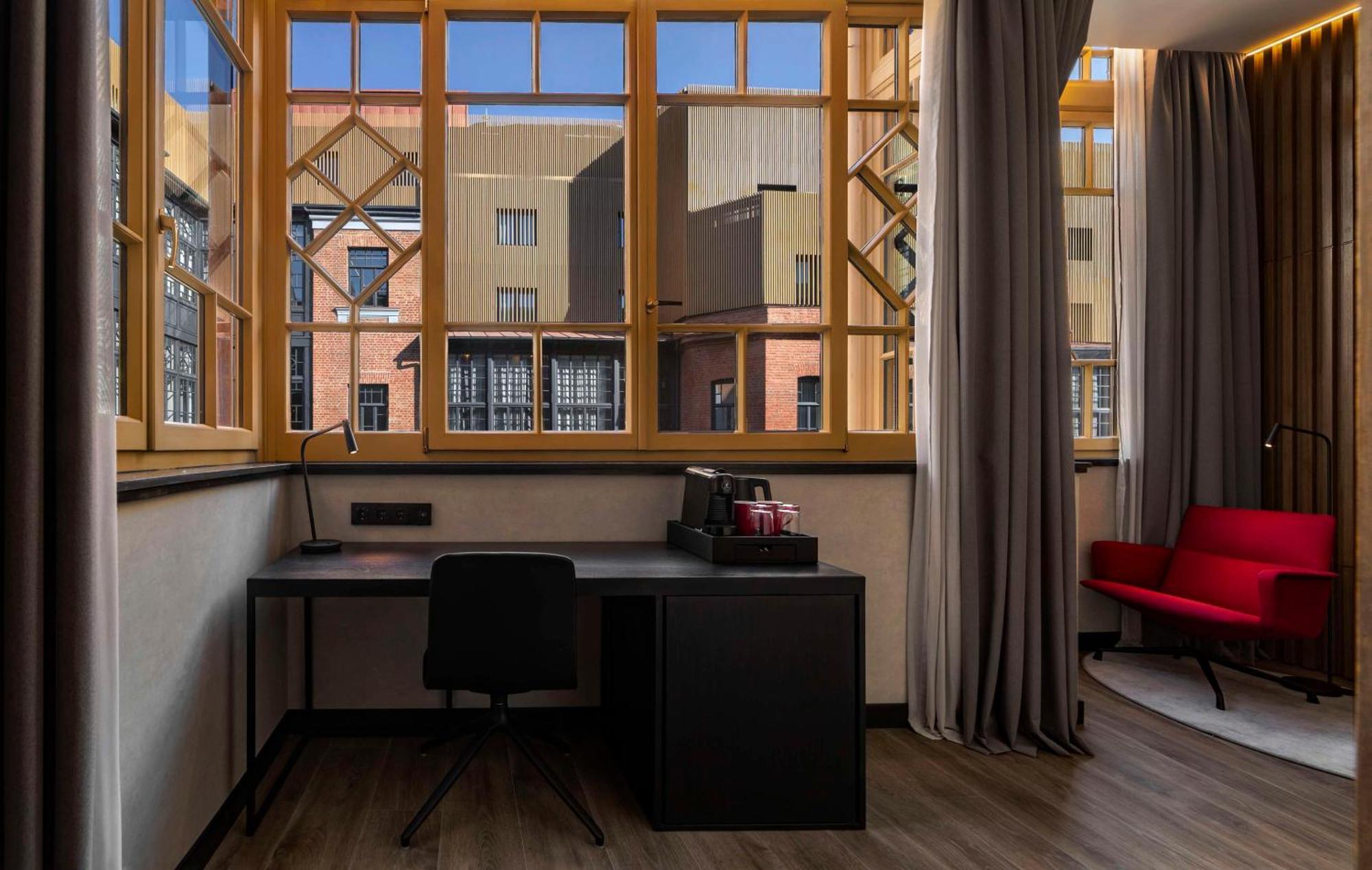 Radisson Red 5* تبليسي