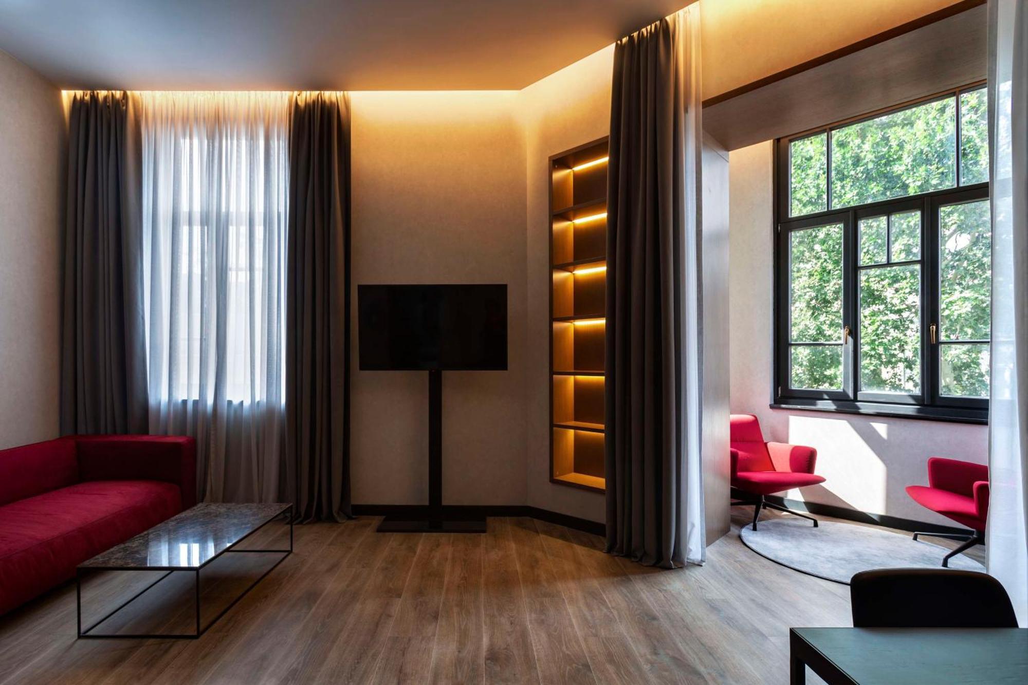 Отель Radisson Red Тбилиси